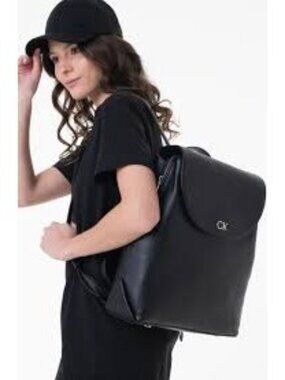 Calvin Klein Women's Daily Black Backpack Pebble Large